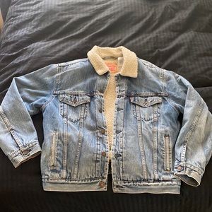 Levi’s Sherpa Trucker Jacket